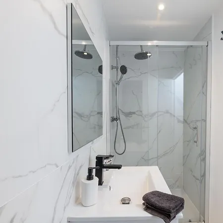 Vieil - La Clef Des Remparts 2bdr&2 Bth With Balcony Appartement *