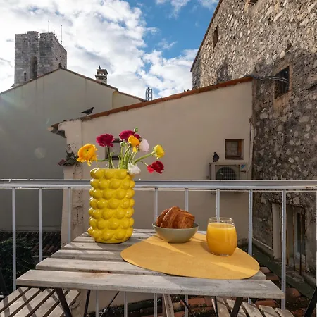 Vieil - La Clef Des Remparts 2bdr & 2 Bth With Balcony *